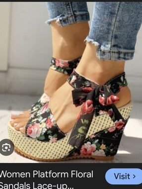 Floral Lace-Up Platform Wedge Sandals - Black
